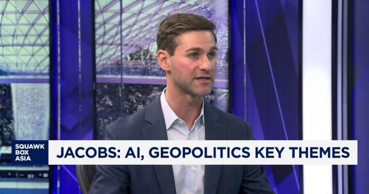 Deutsche Bank Warns of Geopolitical Fragmentation Megashock for BTCUSD as Trump Weakens Dollar