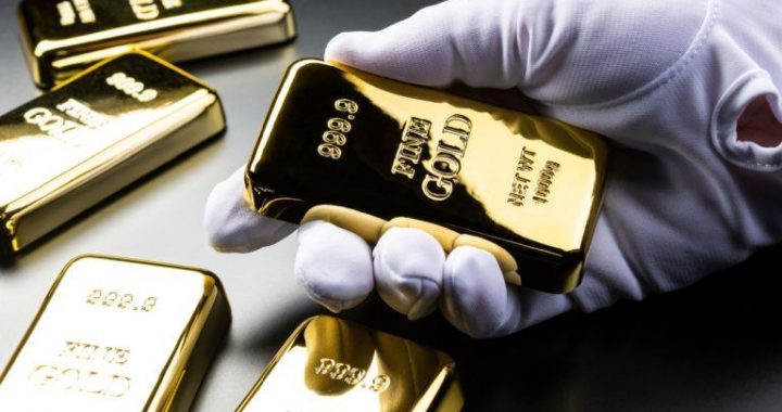 Gold Rises in Post-Easter Rush, Blasts Past $3,400 Mark