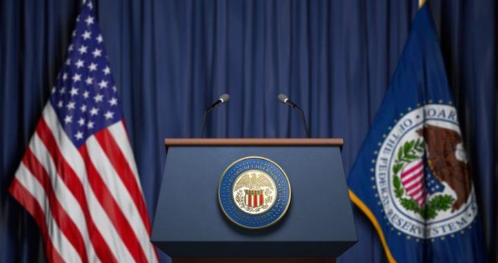 Bitcoin Stumbles at Powell’s Comments, Standard Chartered Sees XRP Soaring 500% — Week in Review