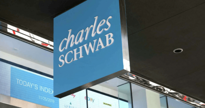 Charles Schwab CEO’s Crypto Countdown: ‘12 Months’ Until Takeoff