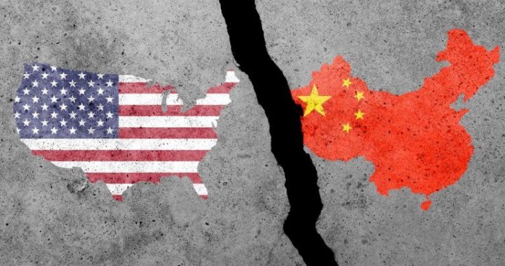 China Will Strike Back: Scaramucci Predicts Currency War, IP Theft, Treasury Sell-off