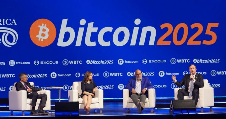 Bitcoin Is Here To Stay, Says Former US Treasurer Rosie Rios