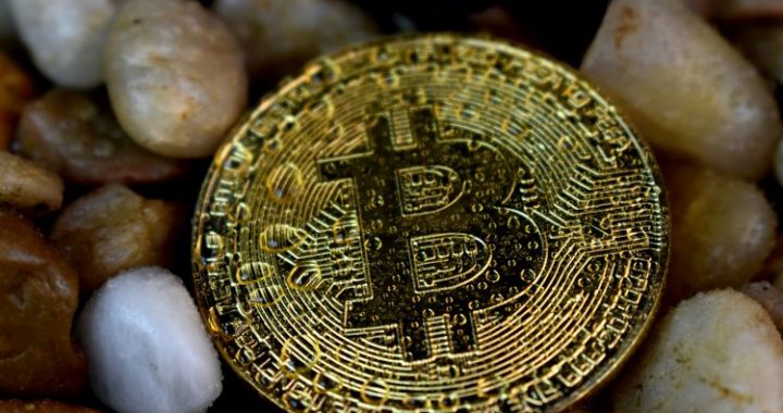 LMACD Indicator Reveals Where The Bitcoin Price Is After Rejection From $97,000