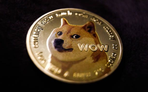 Dogecoin Ready To Howl? Falling Wedge Breakout Hints At A Rally