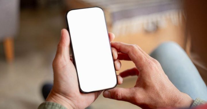 Argentina Announces Tax Cuts for Mobile Phones and Electronics