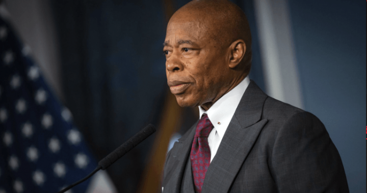 NYC’s Eric Adams Unveils Plan for Bitcoin Bonds at Vegas Conference