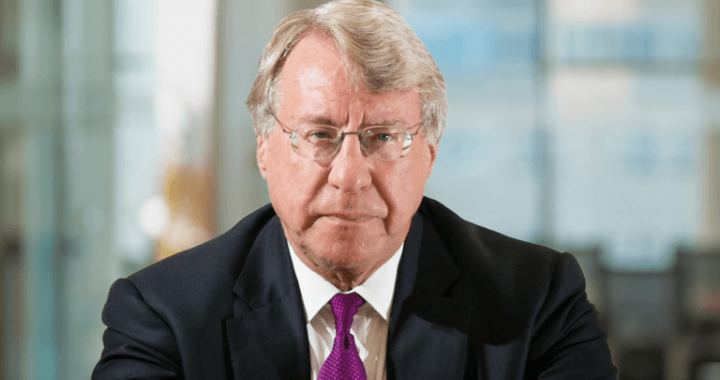 Strategy’s Bitcoin Premium Unsustainable, Says Short-Seller Jim Chanos