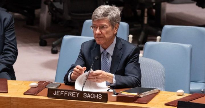 US Economist Jeffrey Sachs: Trump’s Take on Tariffs Is ‘a Serious Mistake’