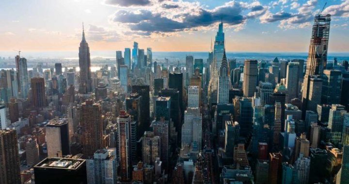 NYC Mayor Goes Full Crypto With Council Launch and Tax Plan