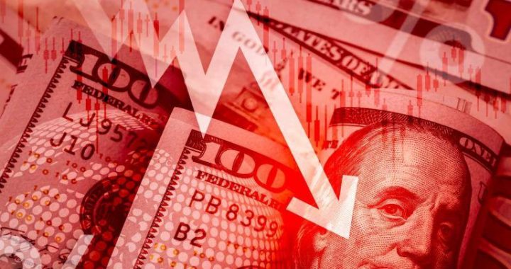 Dollar Collapse Nears: Peter Schiff Says Ending Reserve Status Is Only Way Out