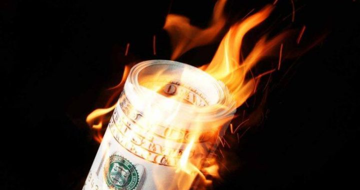 Peter Schiff Warns Trump’s ‘Big, Beautiful Bill’ Will Trigger Economic Collapse, Obliterate the Dollar