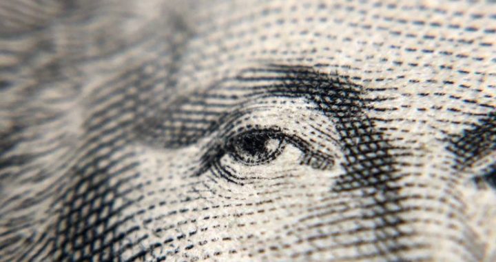 Biometric Crypto ID Project World Expands to US With Visa Card Partnership and Tinder Verification Pilot