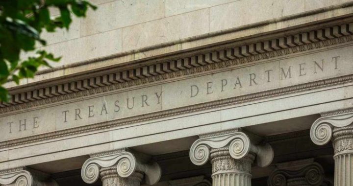 Treasury Committee Eyes Stablecoin Boom Fueling US Bond Demand