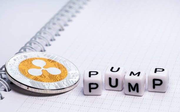 What Happens To The XRP Price If The 2017 Fractal Plays Out Again?