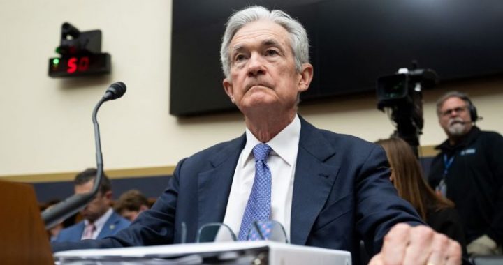 Bitcoin Braces For Fed Shake-Up As Trump Eyes Powell Exit