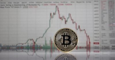 Bitcoin retreats after Fed’s preferred inflation gauge shows mild uptick