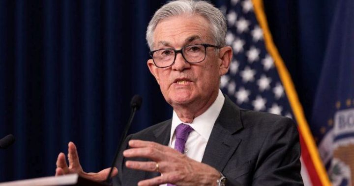 Bitcoin Climbs After Powell Says Crypto ‘Is Becoming Much More Mainstream’
