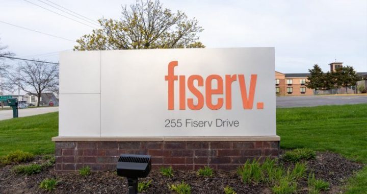Global Fintech Company Fiserv to Launch Platform to Democratize Stablecoin Access
