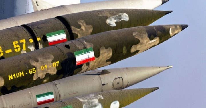 Iran Targets US Bases in Qatar; Novogratz Sees Market Upside If Retaliation Remains Limited