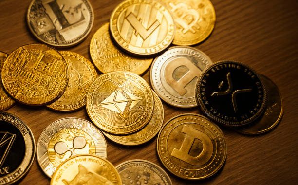 Altcoin Season Index Spikes Above 30, But Bitcoin Dominance Remains High, What Next?