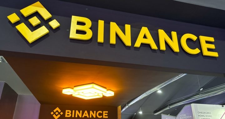 Stablecoins Hit the Riviera: Binance Pay Now Live at Dozens of French Merchants