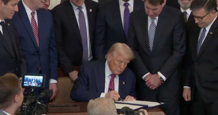 Trump Signs GENIUS Act Into Law, Will Make America “The Crypto Capital of the World” 