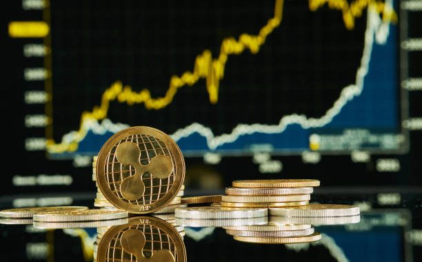 Breakout or Breakdown? XRP $2.35 Test Could Decide Its Next Move