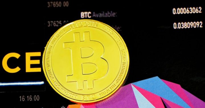 Bitcoin Uptrend Intact, But Binance Activity Warns Of Short-Term Pullback