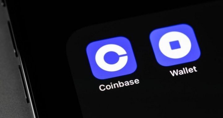 Coinbase Snags Opyn Leadership in Lift-Out Acquisition