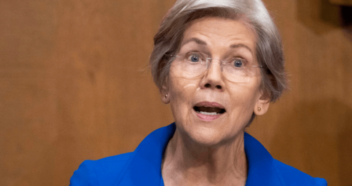 Senator Elizabeth Warren Says Crypto Deregulation Could ‘Blow Up’ Wall Street