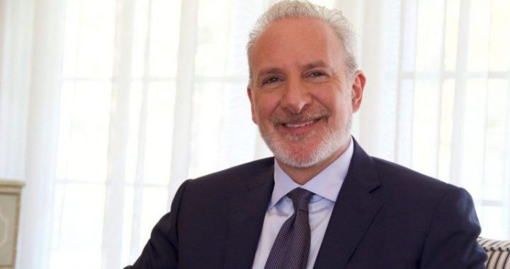 Peter Schiff Celebrates Gold ETF Returns, Dunks on Bitcoin