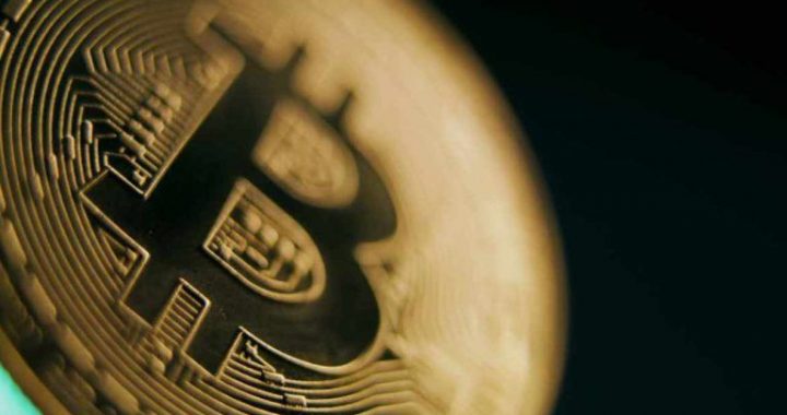 Robert Kiyosaki Reveals When He’ll Buy More Bitcoin—And When He’ll Stop Buying