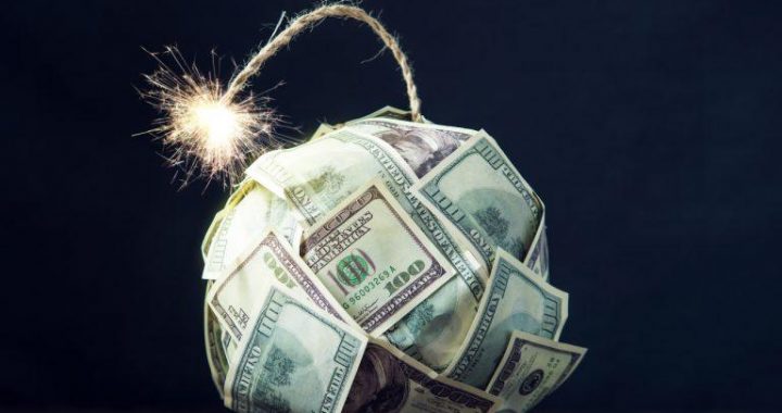 Robert Kiyosaki Sounds Alarm on America’s Retirement Plans, Points to Bitcoin Safety