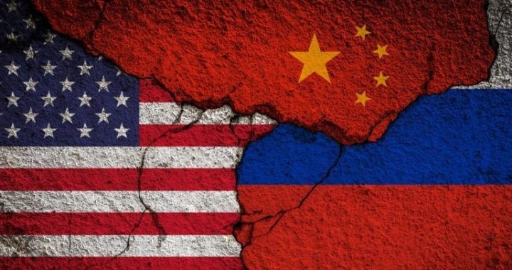 Economist Jeffrey Sachs: China’s Retaliation Might Stop the US Economy