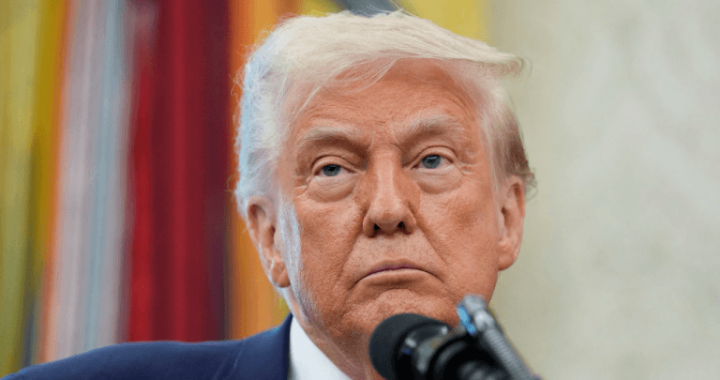 White House Moves to Let 401(k)s Invest in Bitcoin, Gold, Private Equity: FT
