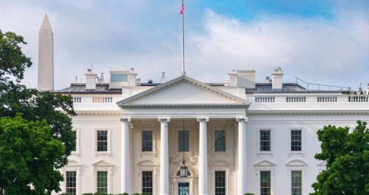 Trump Says Lawmakers Will Vote in Favor of GENIUS Act Tomorrow Morning