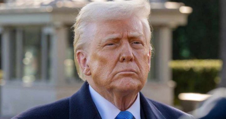 80 CEOs Urge Trump to Block Bank Fees That Could Cripple US Crypto Access