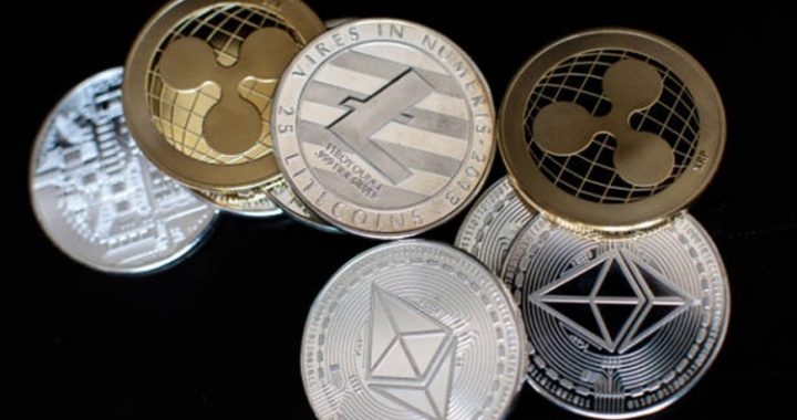 Bitcoin Dominance Tipped To Crash 35% — Major Altseason Ahead?