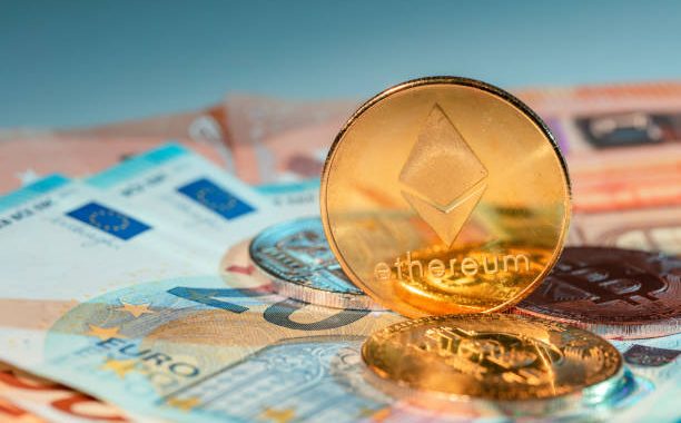 Pundit Says Ethereum Price Is Headed For $9,000 After This Broadening Wedge Retest