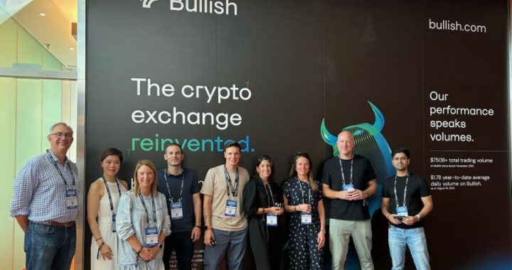 Peter Thiel Backed Bullish Upsizes IPO to Nearly $1B Amid Crypto Capital Market Surge