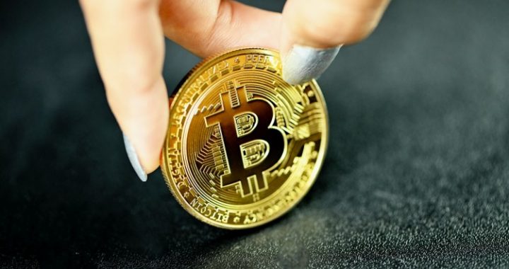 Trump’s Pro-Crypto PAC Gets $21 Million Bitcoin Donation From Billionaire Founders