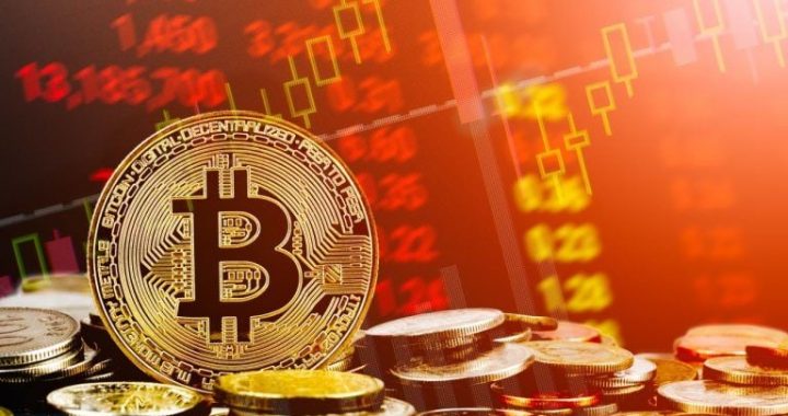 Crypto ETFs Extend Losing Streak With Nearly $1 Billion in Redemptions