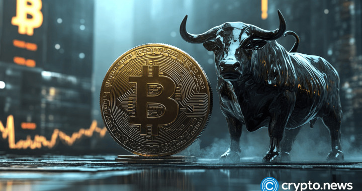 Bitcoin daily transaction fees hit lowest since 2011, Fed rate cut talk signals a local top