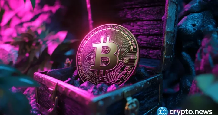 Bitcoin price crashes ahead of options expiry as a risky pattern forms