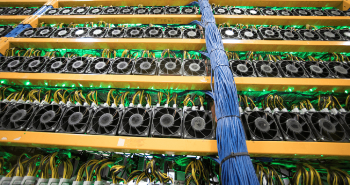 Bitcoin Miner Cleanspark Posts Record $257M Profit, Faces $185M Tariff Dispute