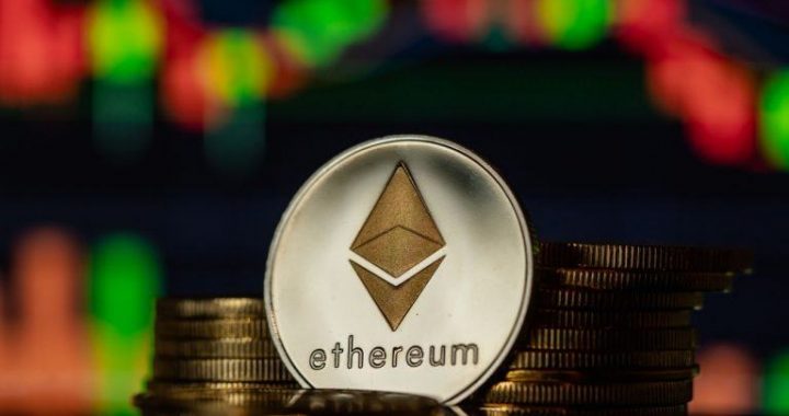 Ether ETFs Secure 20th Straight Day of Inflows as Bitcoin ETFs Turn Red