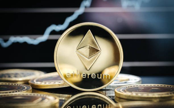 Ethereum Stuck Below $4,060: A Fakeout Or Fresh Leg Down To $3,600?
