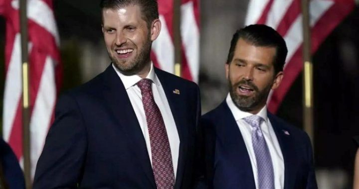 BTC Climbs Above $112K as Trump-Backed American Bitcoin Debuts on Nasdaq