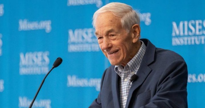 Ron Paul Calls Washington’s ‘Biggest Boom’ a Debt-Fueled Sugar High
