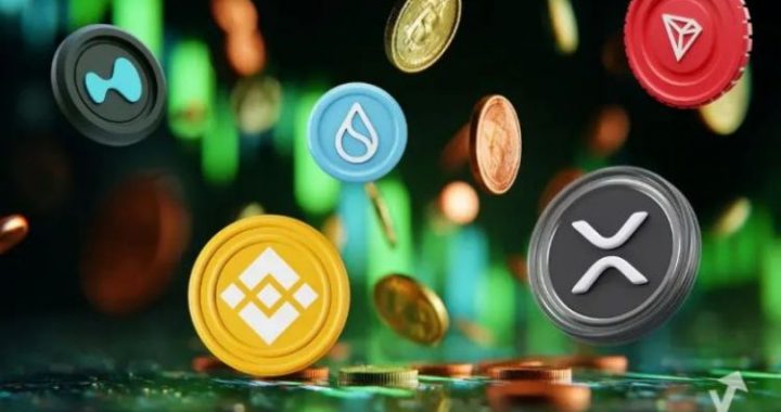 Altcoins Flash Red Flag As Market Top Looms — Details